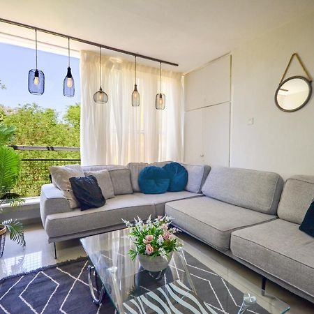 Yalarent Sunora 3Br Apt - Families Only エイラート エクステリア 写真