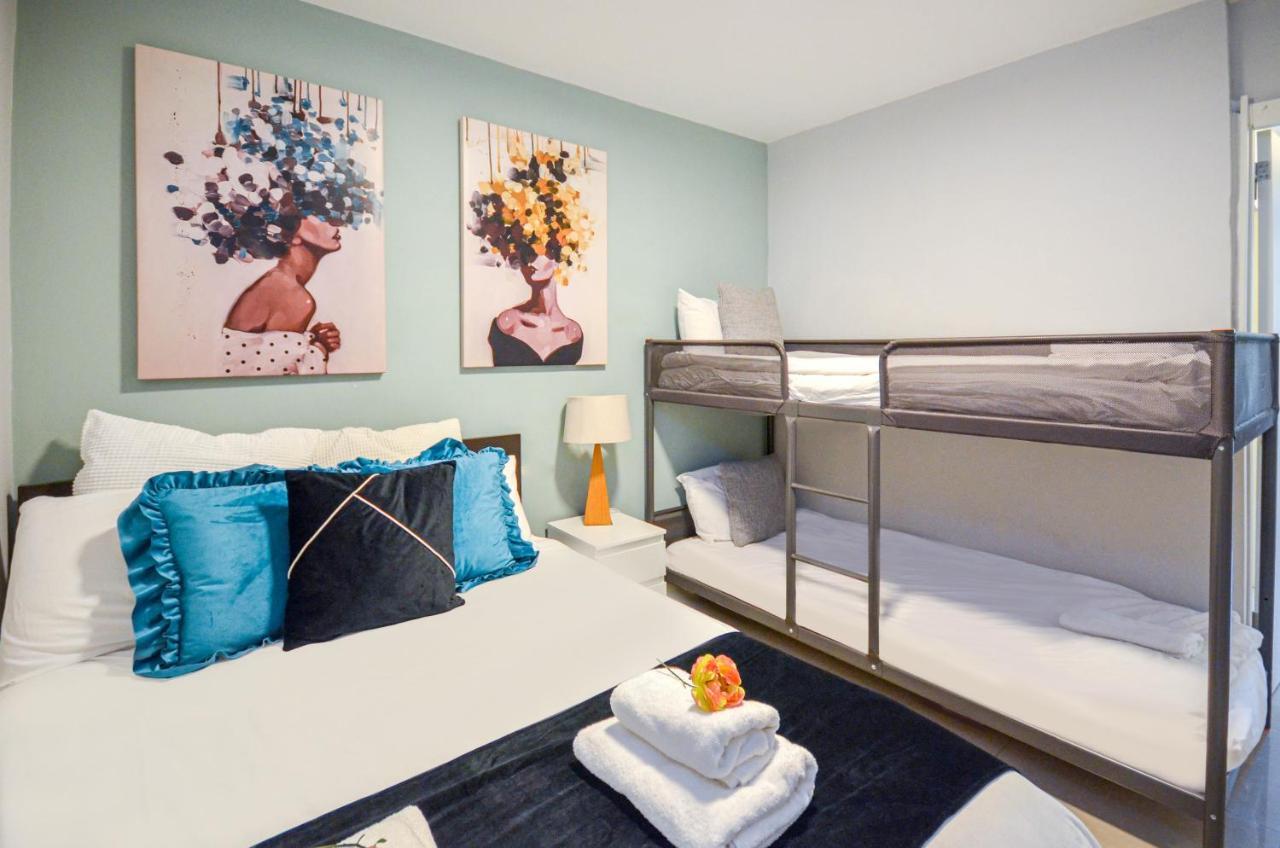 Yalarent Sunora 3Br Apt - Families Only エイラート エクステリア 写真